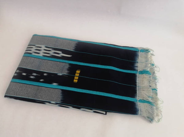 Pagne Baoulé tissé main, bleu indigo et ivoire, tissé en Côte d’Ivoire, Mon Faso Dan Fani