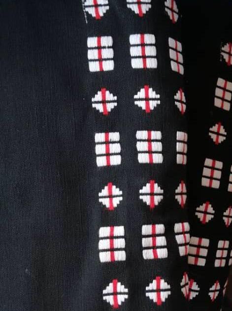 Pagne Noblesse tissé main, blanc et rose, tissé au Burkina Faso, Mon Faso Dan Fani