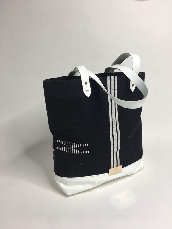 Pagne tissé main, bleu indigo et ivoire, tissé au Burkina Faso, Mon Faso Dan Fani