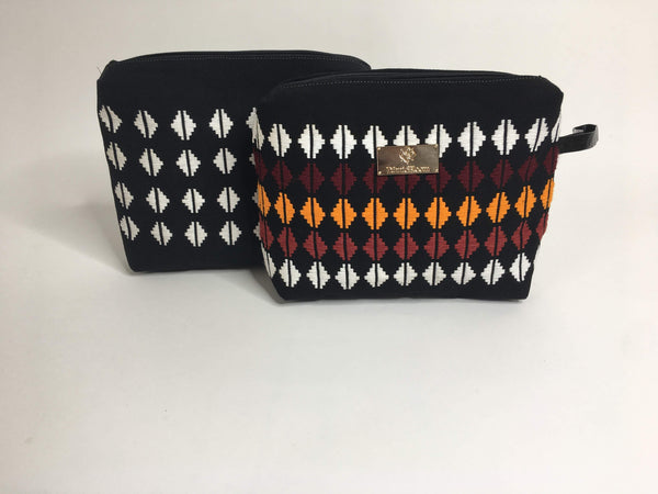 Pagne tissé main, bleu indigo et ivoire, tissé au Burkina Faso, Mon Faso Dan Fani