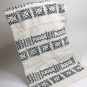 Pagne Bogolan tissé main, noir et blanc, artisanal d’Afrique de l’Ouest, Mon Faso Dan Fani