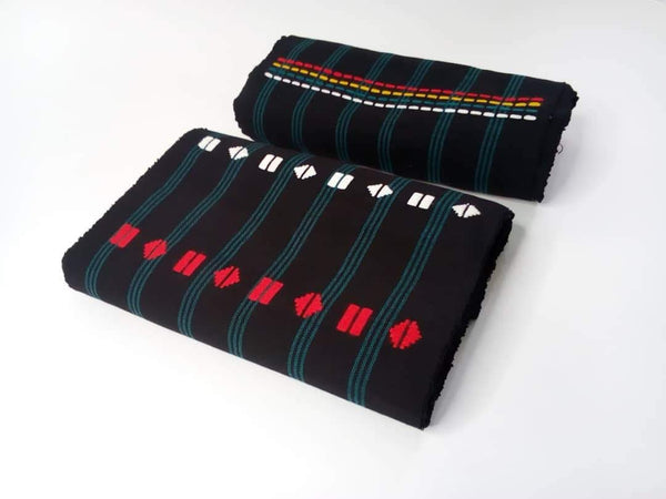 Pagne Noblesse tissé main, noir et blanc, tissé au Burkina Faso, Mon Faso Dan Fani