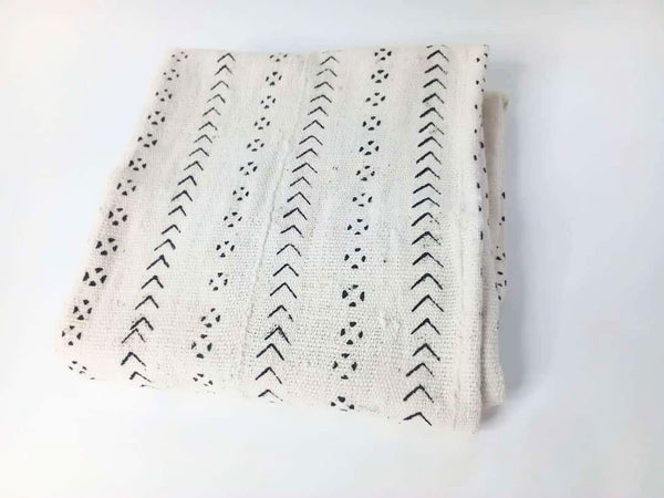 Pagne Bogolan tissé main, noir et blanc, artisanal d’Afrique de l’Ouest, Mon Faso Dan Fani