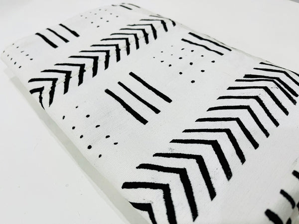 Pagne Bogolan tissé main, noir et blanc, artisanal d’Afrique de l’Ouest, Mon Faso Dan Fani