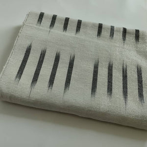 Pagne Foupoko tissé main, blanc et argent, tissé au Burkina Faso, Mon Faso Dan Fani